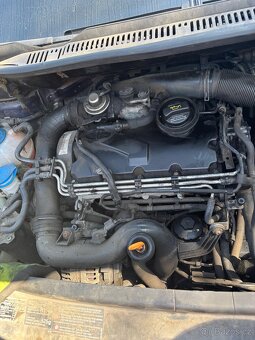 Díly Octavie 2 vw touran 1 - 5