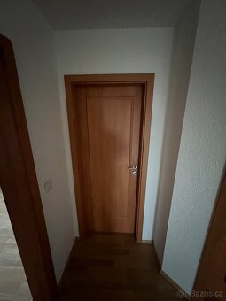 INTERIÉROVÉ DVEŘE + OBLOŽKY - levně- dobrý stav - 5