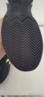 Tenisové boty Adidas vel 42,5 - 5
