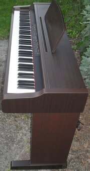 Digitální piano Technics - 5