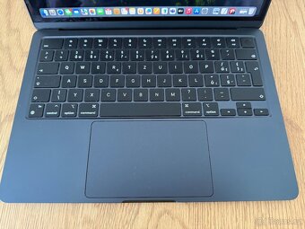 Apple MacBook Air 13 8GB/256GB (2024, M3) - 5