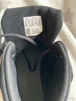 Černé kotníkové trekové boty Adidas Terrex - 5
