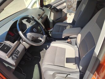 VW TOURAN CROSS 1,4TSI RV 2010 7MÍST - 5