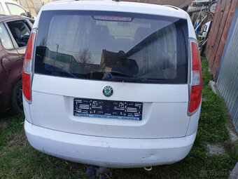 Škoda Roomster na náhradní díly - 5