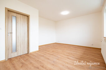 Pronájem bytu 3+1, Hrusická, Záběhlice, 26000 Kč/měs, 71 m2 - 5