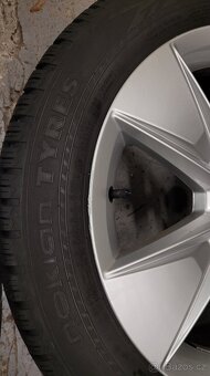 Volvo V60 Cross Country,alu 18',zimní Nokian - 5