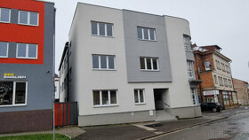 Pronajmu nebytový prostor 66 m2 v centru Č. Kostelce - 5