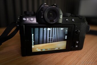 Fotoaparát FujiFilm X-S10 včetně objektivů - 5