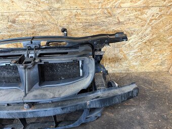 CHLADIČOVÁ STĚNA BMW E90 / 91 318i - 5