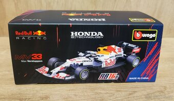 Max Verstappen - Redbull Racing - Turecko Honda white libery - 5