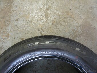 Pneu 225/55/18, 225-55-18, 225 55 18 - - - - - 5