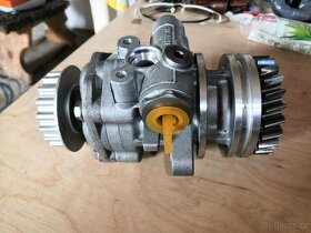 Čerpadlo serva originál 7L6 422 153 B VW Touareg - 5