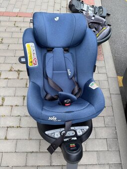 Pár měsíců staré autosedačky Joie i-spin 360 - 5