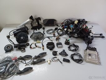 KTM 890 DUKE R - MOTOR - 5