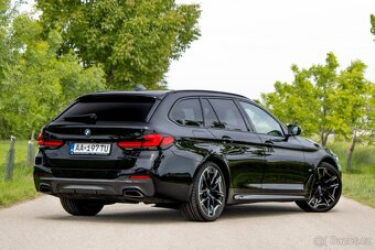 BMW Rad 5 Touring 530d mHEV xDrive A/T M-Packet - 5