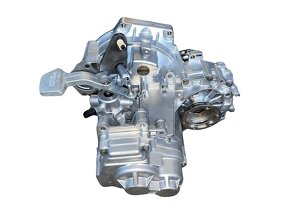 Převodovka 6Q manuál KVT 1.8FSI 118KW BZB VW Passat CC 2010 - 5