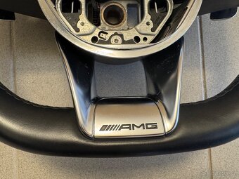 Originální AMG volant - 5