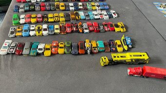 HOTWHEELS 135KS - 5