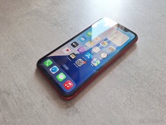iPhone Xr 64gb product red, baterie 79% - 5