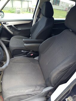 Citroen C4 Picasso 2010 - 5