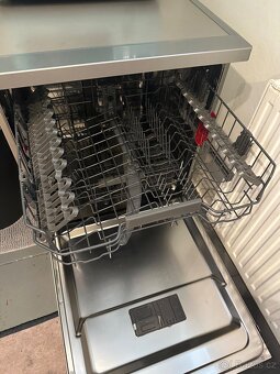 Myčka Whirlpool - 5