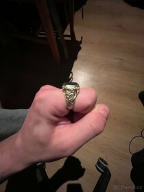 Starožitný zlatý prsten s českým onyxem - 5