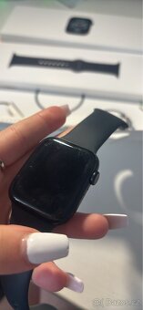 Apple Watch SE 2. generace 44mm - 5