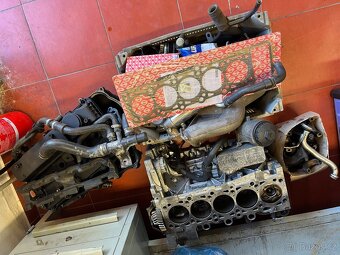 prodám motor VW 2,5 TDI BPC - 5