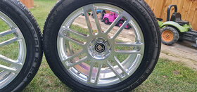 20"disky Cadillac SRX - 5