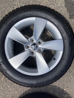 Škoda Fabia 4,5x100 R15,zimni 185/65 15-Pěkné - 5
