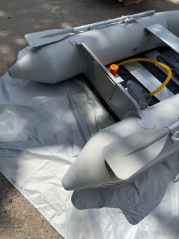 Nový Nafukovací rybářský člun 230cm pro 2 osoby - 5