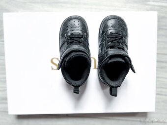 Dětské boty Nike Court - vel. 23,5 - 5