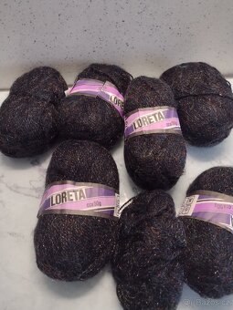 ČERNÁ PLETACÍ PŘÍZE LORETA - 5