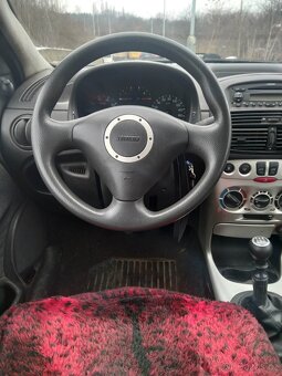 Fiat Punto 1.2 44 kW - 5