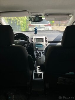 Toyota Corolla Verso 2.2 D-4D, 100 kW - 5