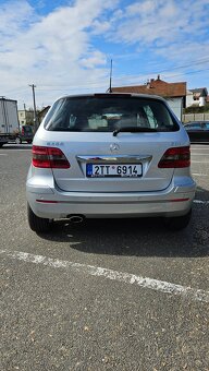 Mercedes-Benz W245 - 5