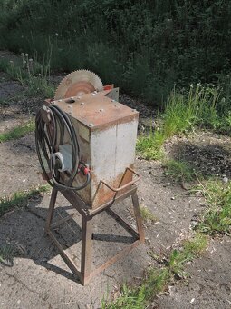 Stolní pila - 5