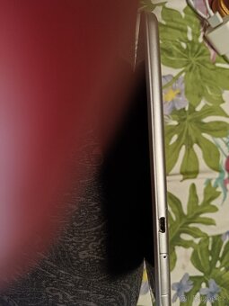 Huawei mediapad t3 10 - 5