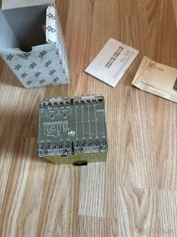 Pilz PNOZ S1 a Pilz 17753 bezpečnostní relé / vypínač - 5