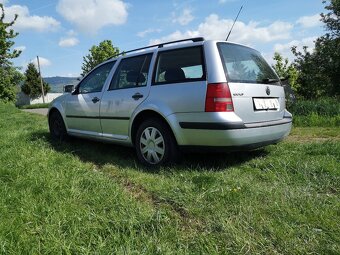 VOLKSWAGEN GOLF IV COMBI 1.9TDi - 5