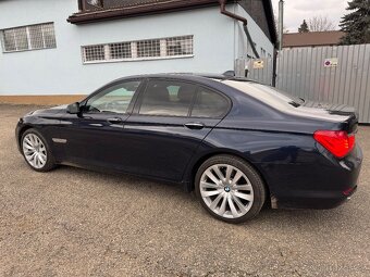 BMW 7 - 5