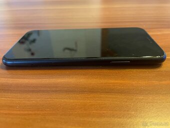 Apple Iphone XR 64GB Black - 5