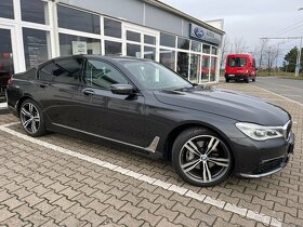 BMW Řada 7, BMW 730d XDrive Najeto 69000km - 5