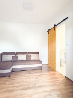 Pronájem bytu 1+kk 23 m² - 5