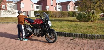 MV Agusta Brutale 1090 R - 5