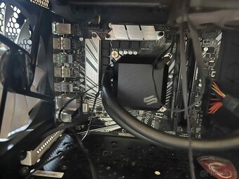Prodám starší herní PC – bez funkční grafické karty - 5