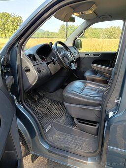 VW Multivan T5 2.5Tdi 4x4 - 5