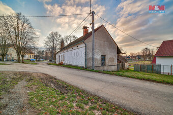 Prodej rodinného domu, 360 m², Ježovy - 5