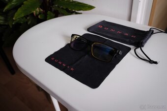 GUNNAR Vertex Onyx, jantarová skla natural - 5