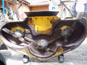 Stiga 4WD sekačka s předním žacím ústrojím na naftu - 5